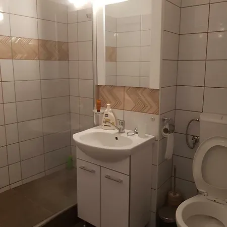 Apartment Cozy In A Quiet Area *