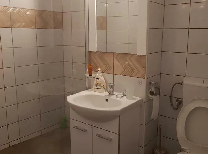 Апартаменты Cozy In A Quiet Area *